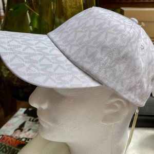 ✅NEW “MICHAEL KORS “ MK LOGO BASEBALL CAP -OS -ADJUSTABLE